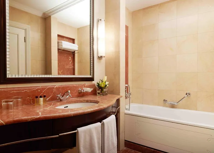 Royal Executive King Room