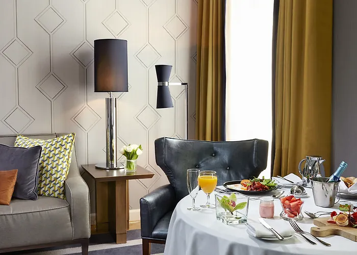 Royal Executive Suite