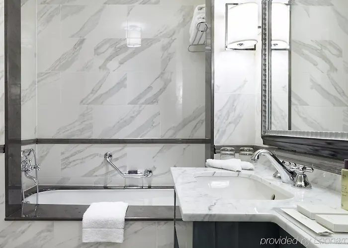 Royal Executive Suite